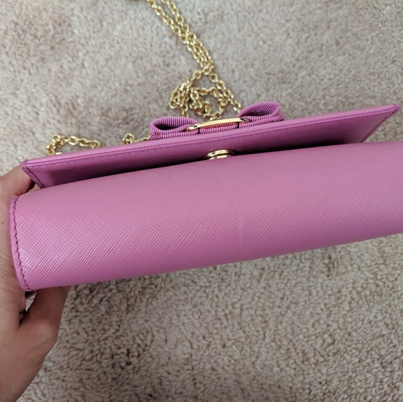 Ferragamo Crossbody bag with a chain - Picture 5 of 8